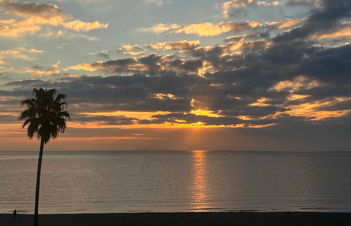 The Chief and “Ken’s, by George” / El Jefe, y “De Ken por Jorge”