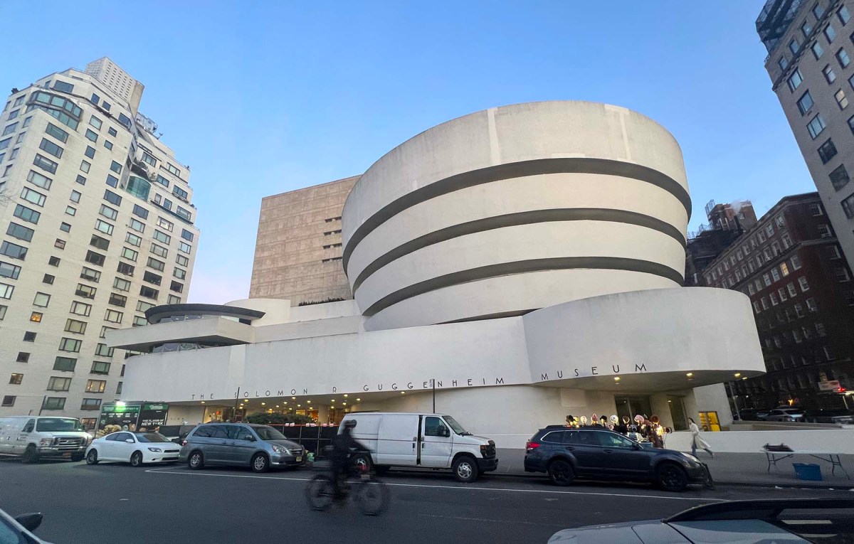 Going Dark / Oscurecer