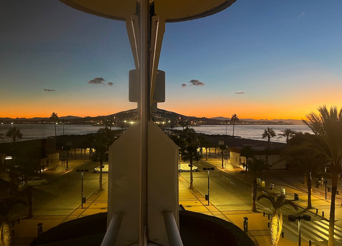 Before we go-go / Antes de que vayamos