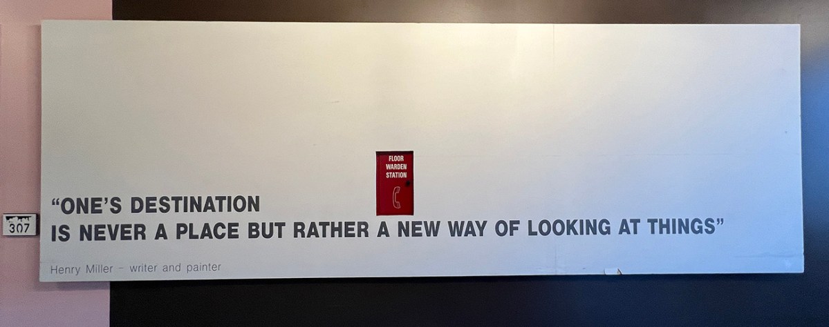 I got jet lag, ya know! / ¡Tengo jet lag, ya sabes!