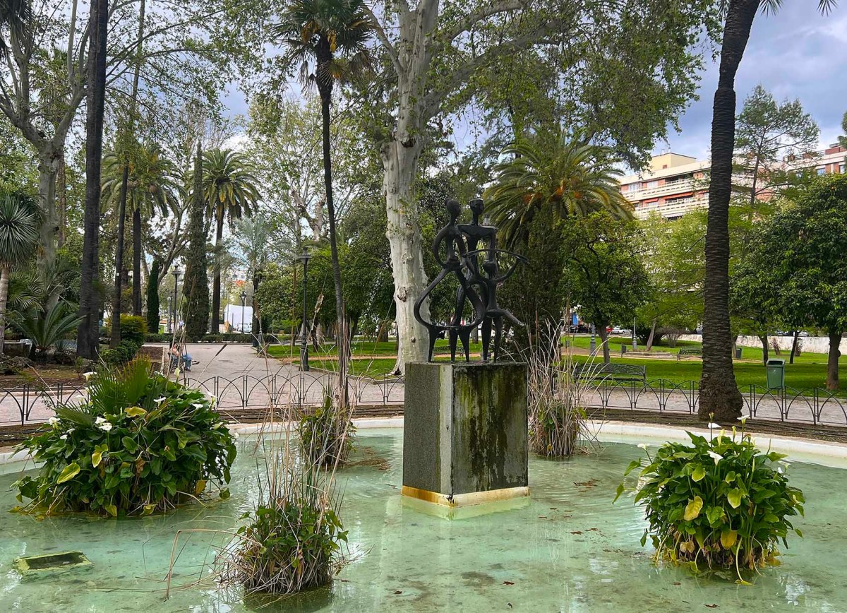 Flower power and facades / Flores y fachadas