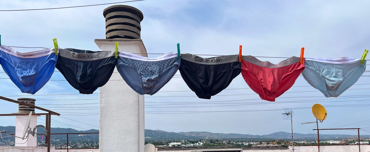 Product, panties, paleontology / Producto, bragas, paleontología