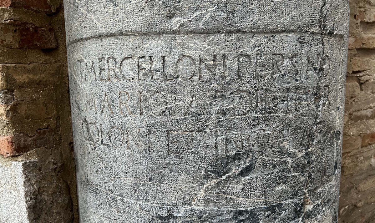 Reuse, recycle, Roman / Reutilizar, reciclar, romano