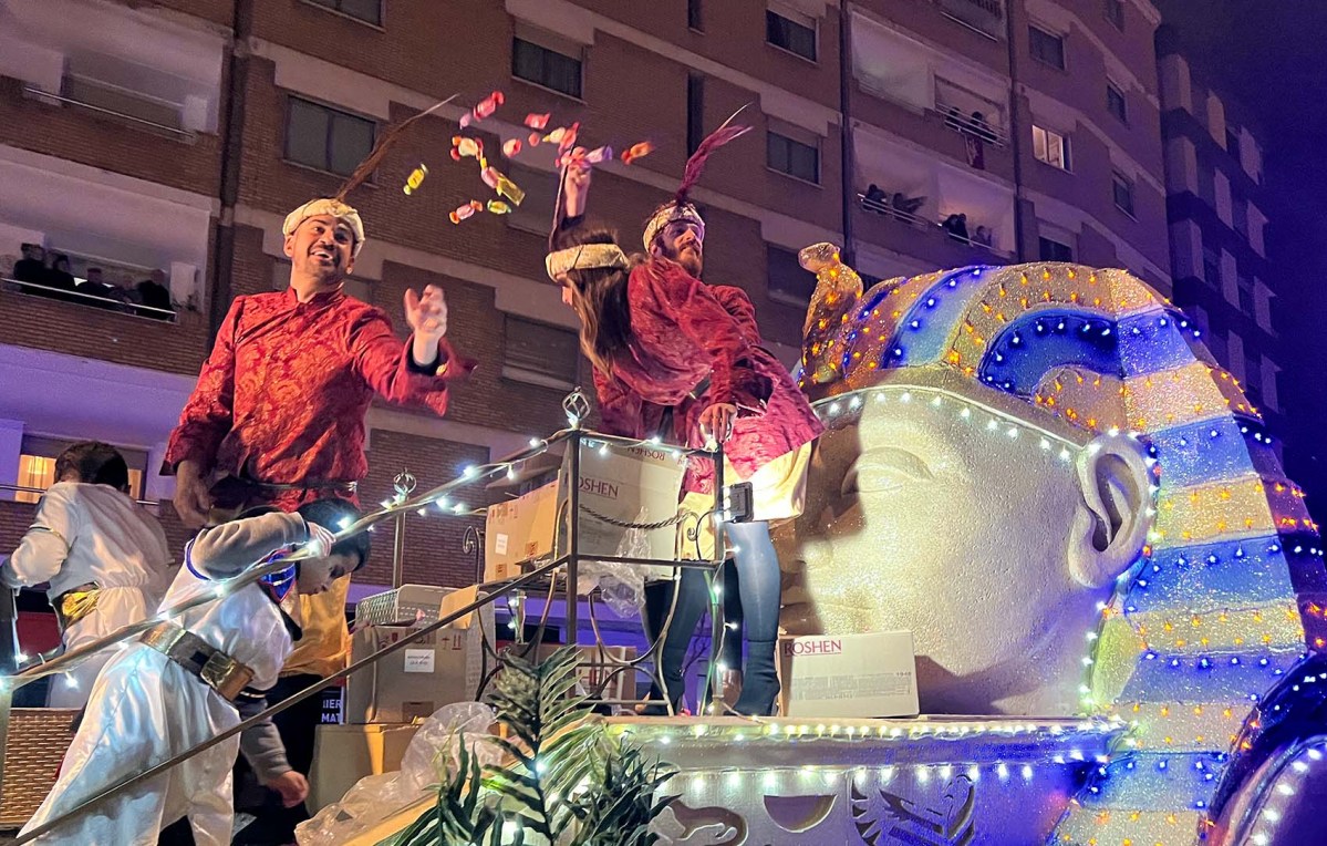 Bouncing bomberos and 17 tons / Bomberos rebotando y 17 toneladas