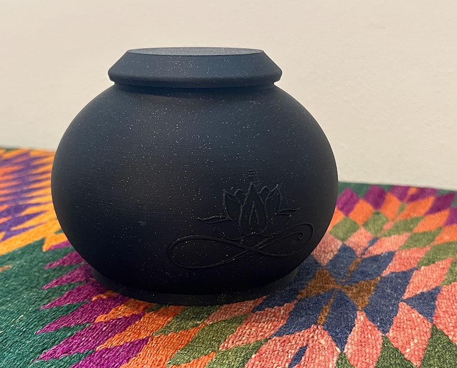 What’s a Grecian urn? / Paraíso Incineración